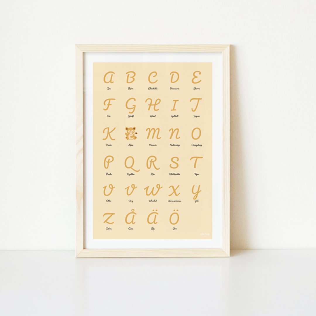 Gul ABC-poster med lejon i träram